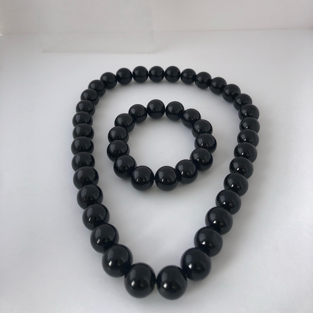 Necklace and bracelet